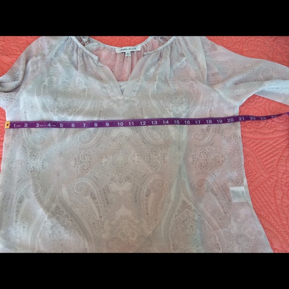 NWOT Blouse w/Tank Underneath Paisley Grey Print - Picture 4 of 7